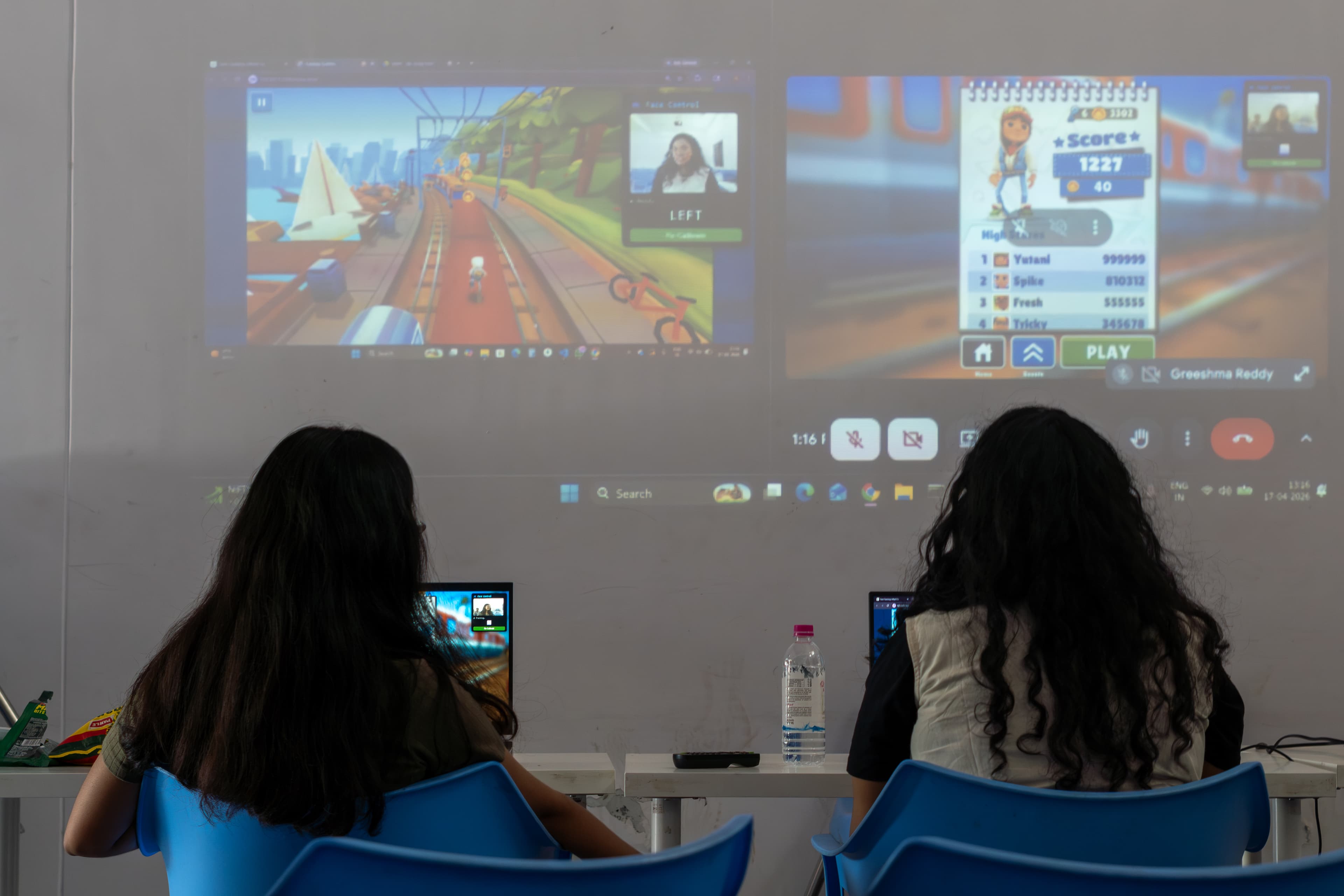Students playing the Subway Surfers challenge